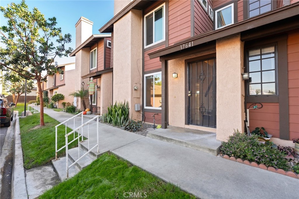 Properties 1 17641 Windward