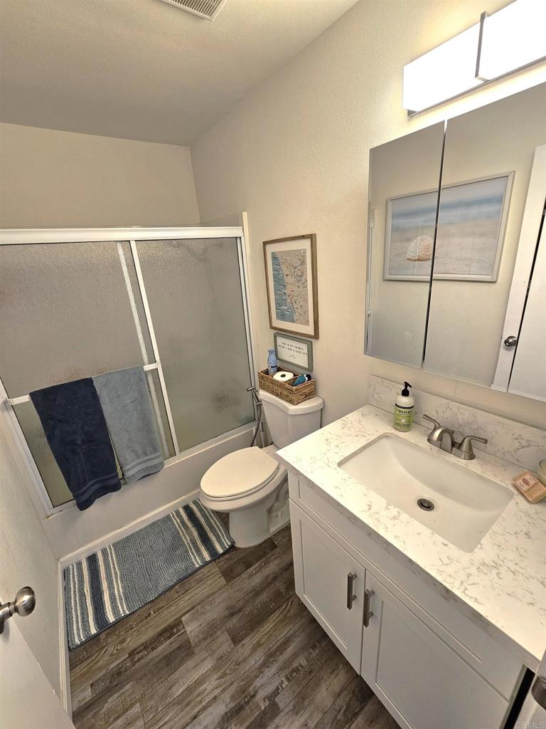 3456 Seabreeze Walk