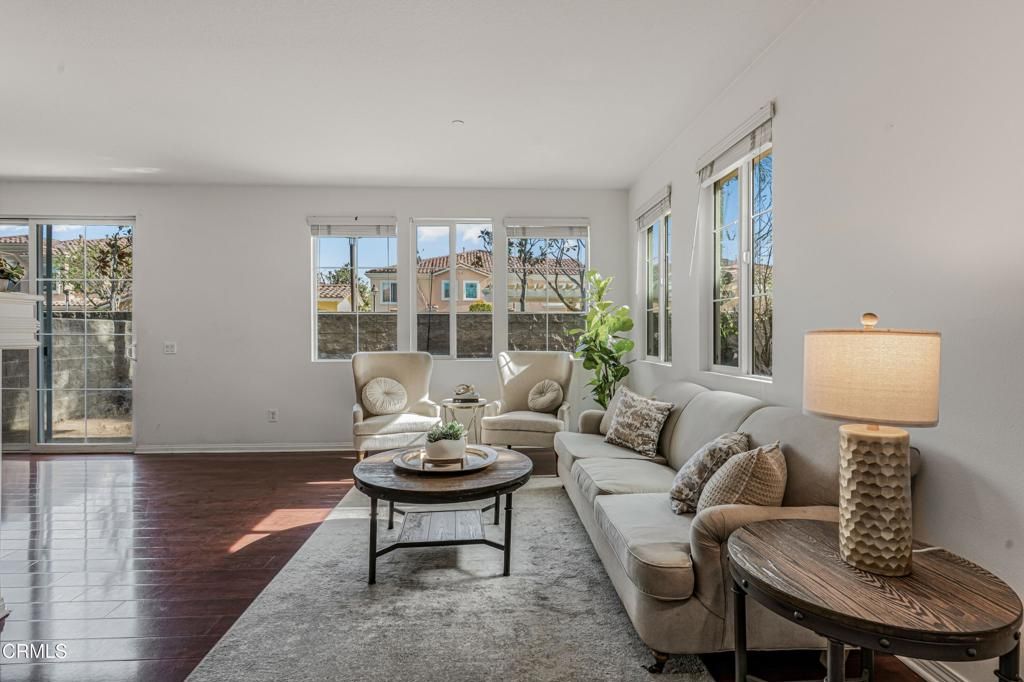 Photo of 2916 Esperanza Way #F, Simi Valley, CA 93063 (MLS # V1-34246)