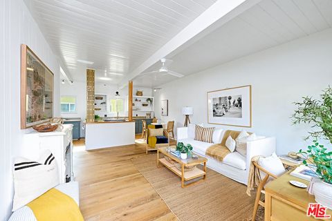 Photo of 2329 Kansas Avenue #6, Santa Monica, CA 90404 (MLS # 26793687)