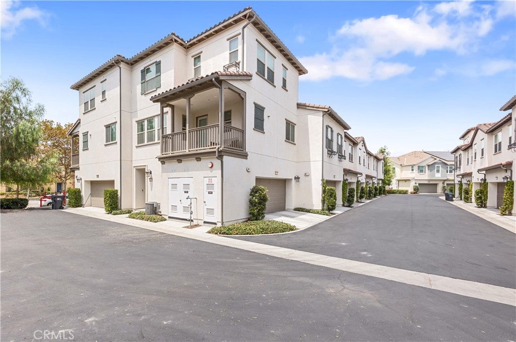 15977 Main