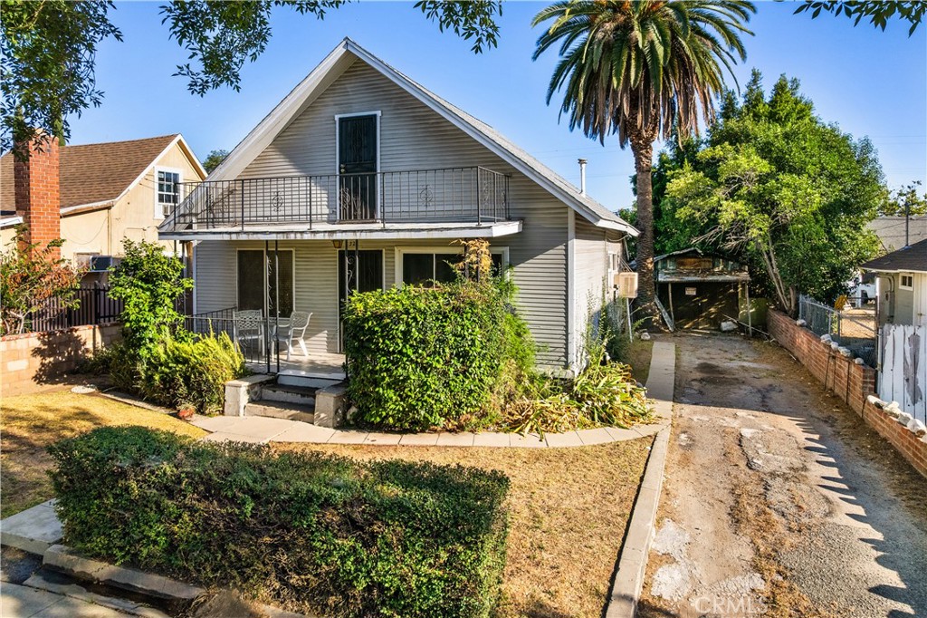 324 W 2nd