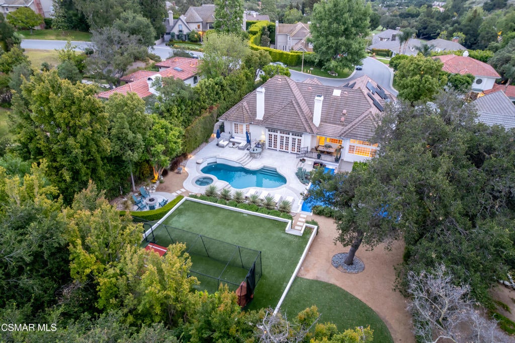 1439 Windy Mountain Avenue
