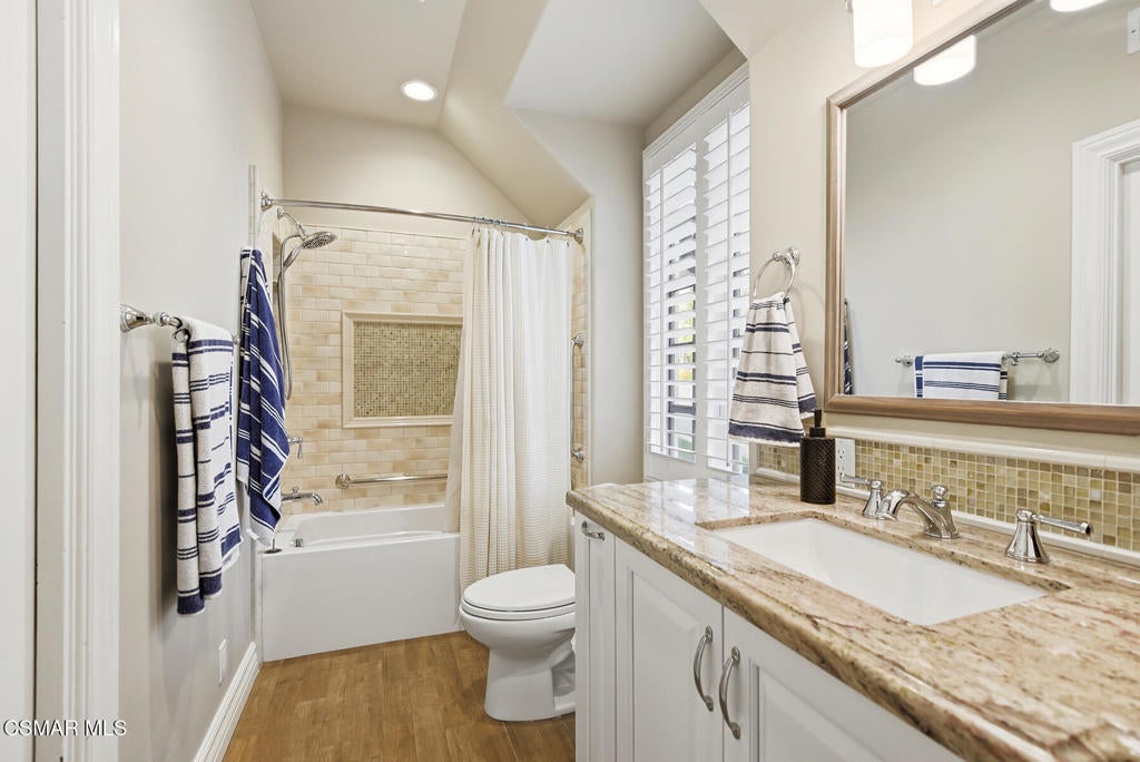 Westlake Village, California, 91362, United States, 4 Bedrooms Bedrooms, ,5 BathroomsBathrooms,Residential,Active,2044568