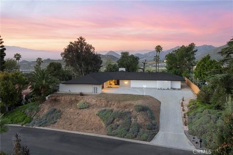 Photo of 20079 Westpoint Drive, Riverside, CA 92507 (MLS # OC26049476)