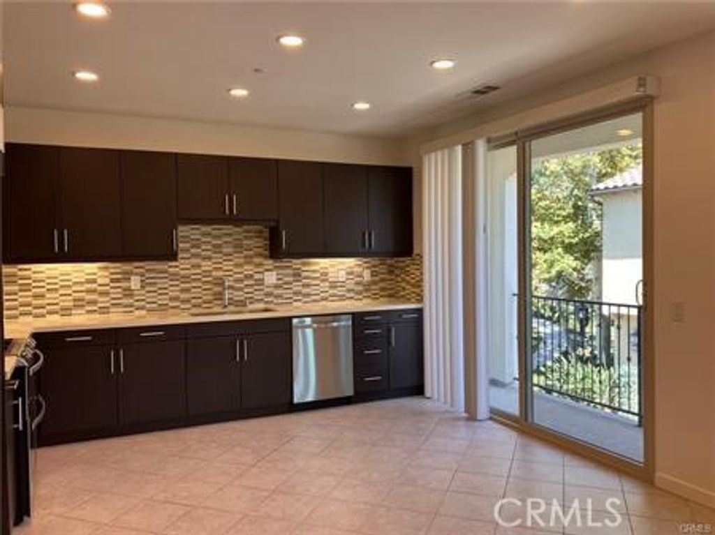 Photo of 16 Agave, Lake Forest, CA 92630 (MLS # PW25252052)