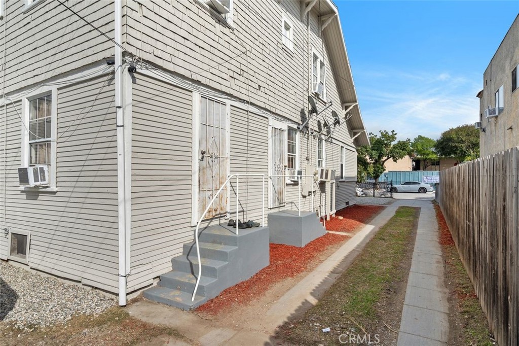 6513 Middleton