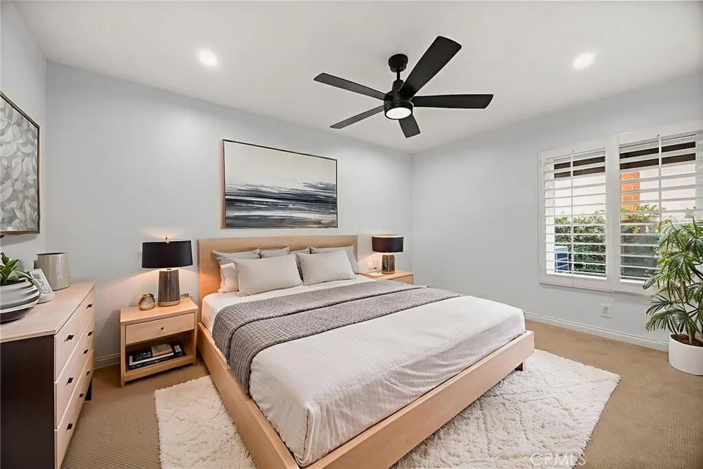 Anaheim Hills, California 92807, United States, 4 Bedrooms Bedrooms, ,3 BathroomsBathrooms,Residential,Pending,228431