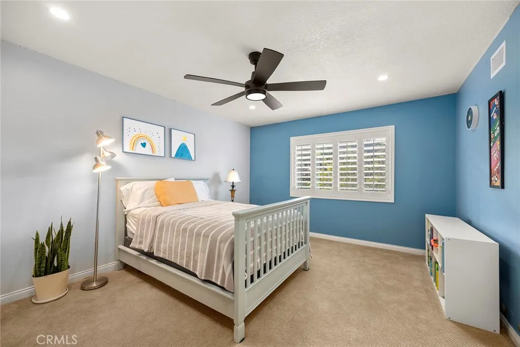 Anaheim Hills, California 92807, United States, 4 Bedrooms Bedrooms, ,3 BathroomsBathrooms,Residential,Pending,228431