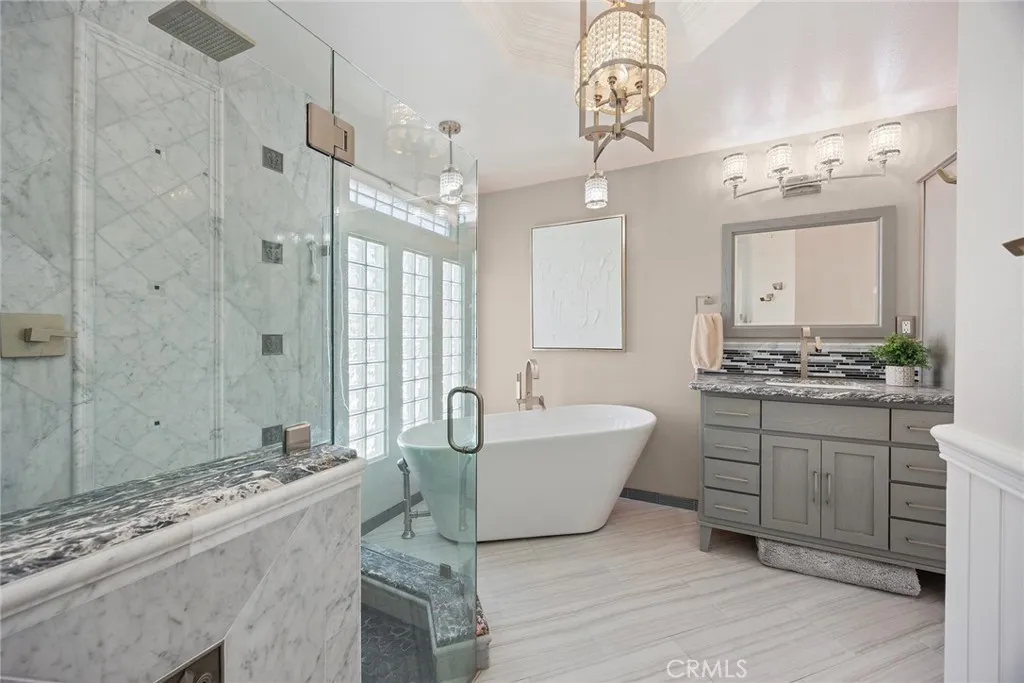 Anaheim Hills, California 92807, United States, 4 Bedrooms Bedrooms, ,3 BathroomsBathrooms,Residential,Pending,228431