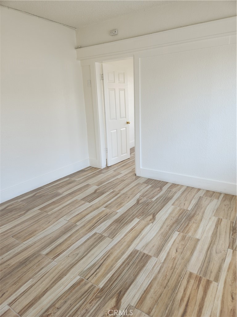 822 E 10th St. Street E