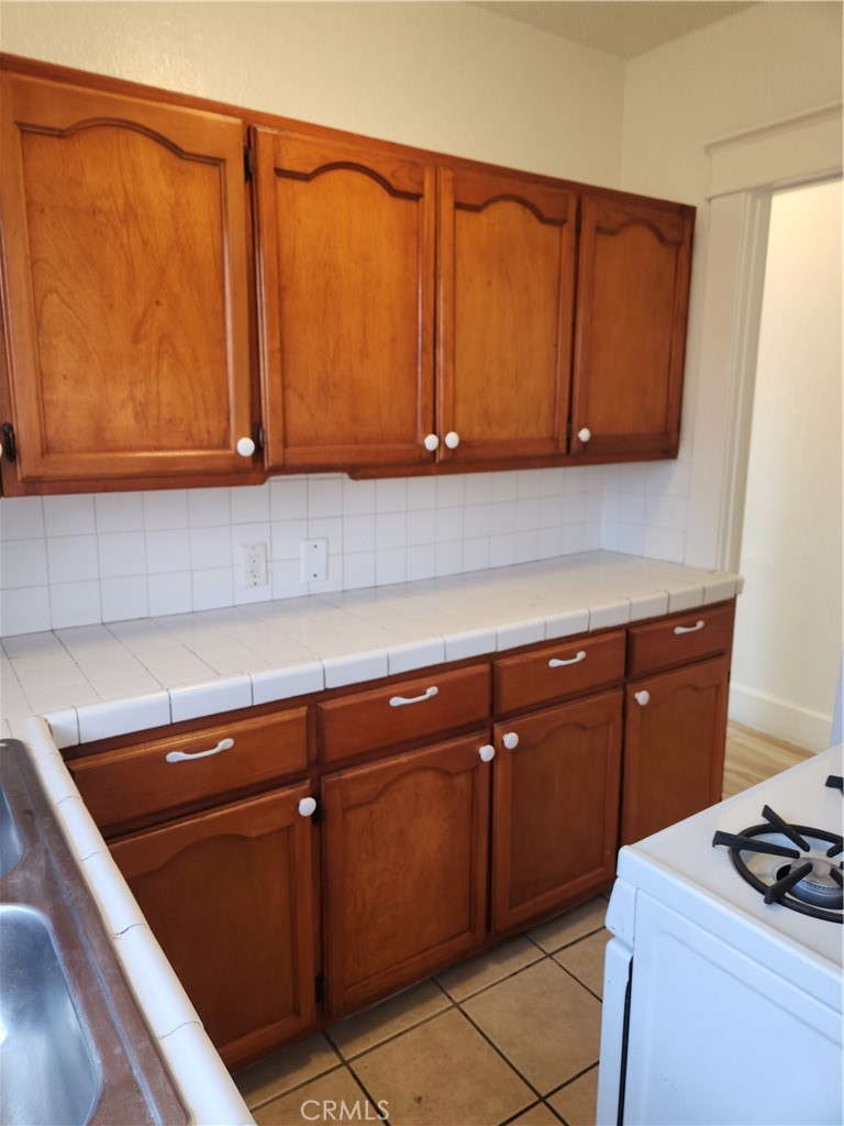 Alamitos Beach (AB) - Residential Income