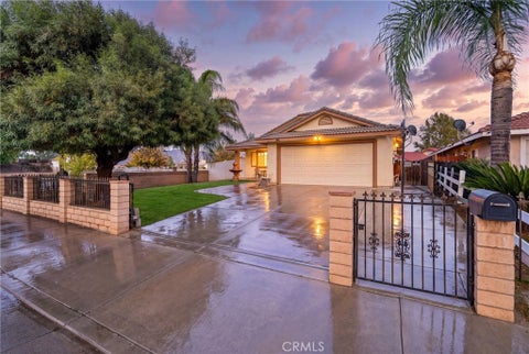 Photo of 680 Seattle ST, Hemet, CA 92545 (MLS # IG26226473)