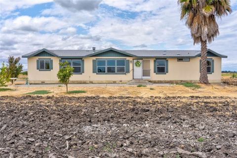 Photo of 20639 Lexington AVE, Dos Palos, CA 93620 (MLS # MC26098124)