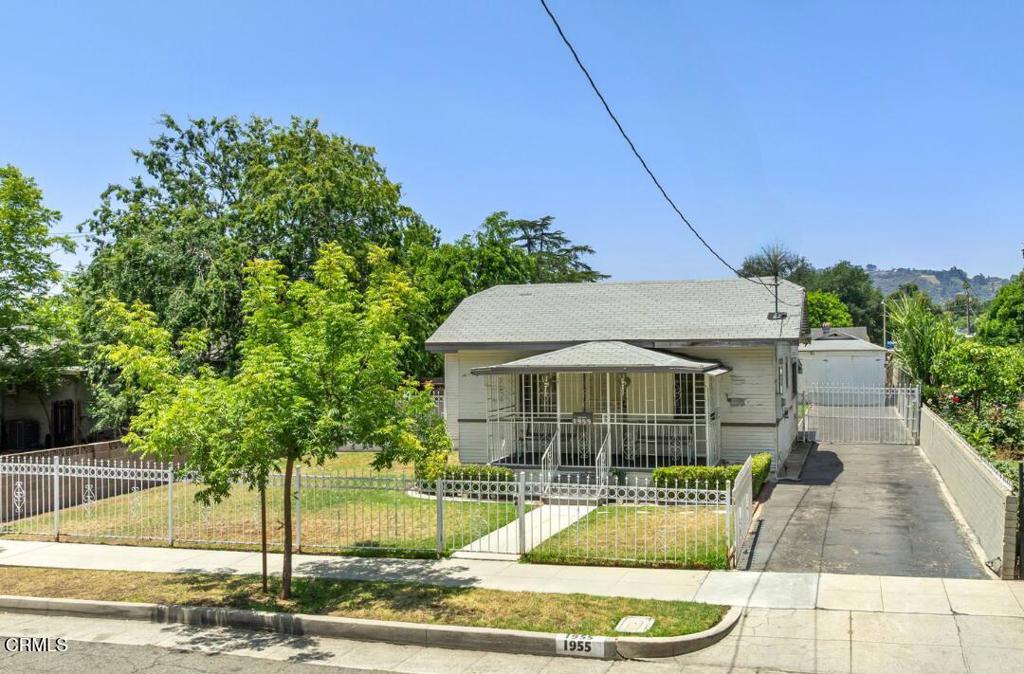 1955 Glen Avenue