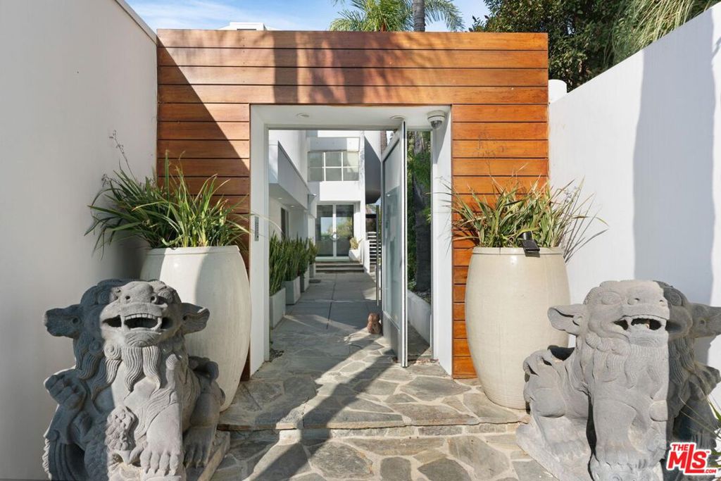 3778 Sheridge Drive