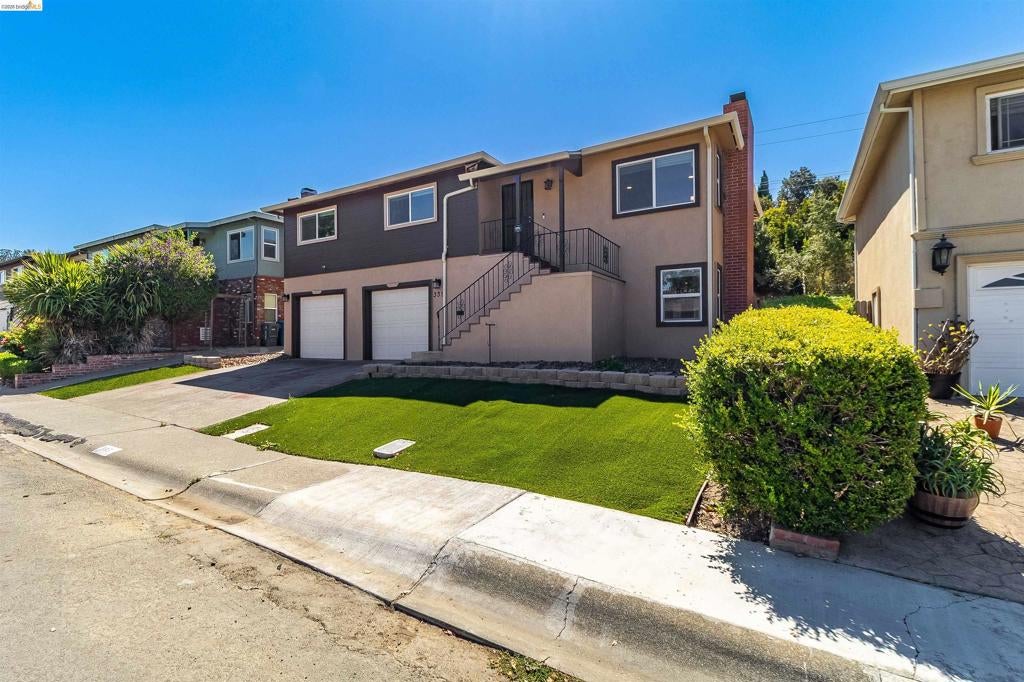 335 Pepper Dr