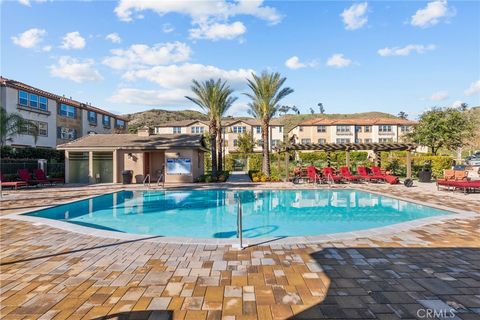 Photo of 22105 Barrington Way, Saugus, CA 91350 (MLS # SR25280671)