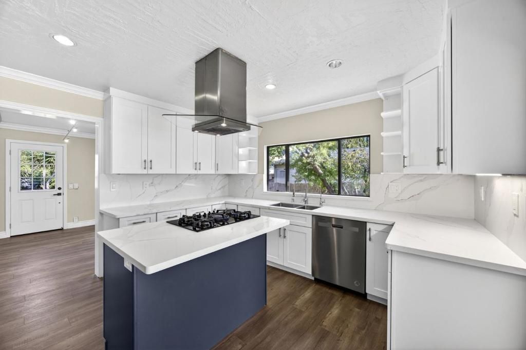 Photo of 38538 Tyson Lane, Fremont, CA 94536 (MLS # ML82025608)
