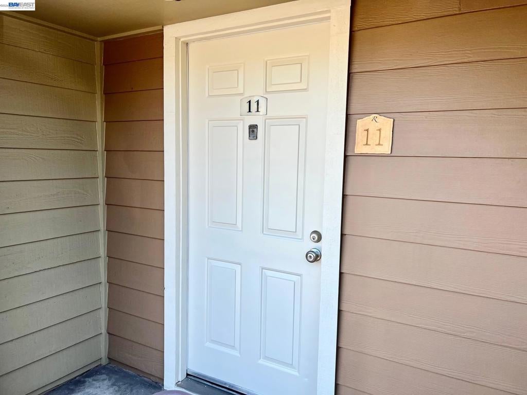235 Reflections Dr 11