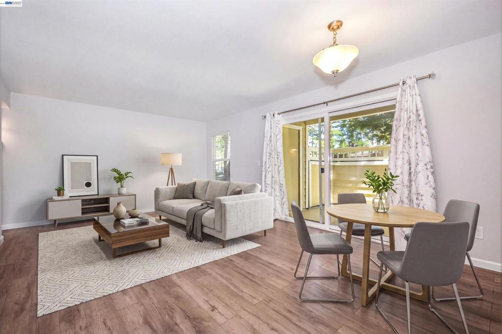 235 Reflections Dr 11