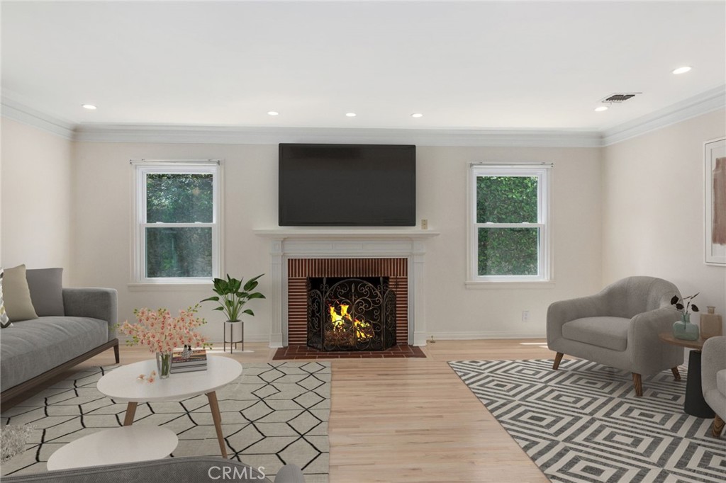 12139 Hollyglen Place