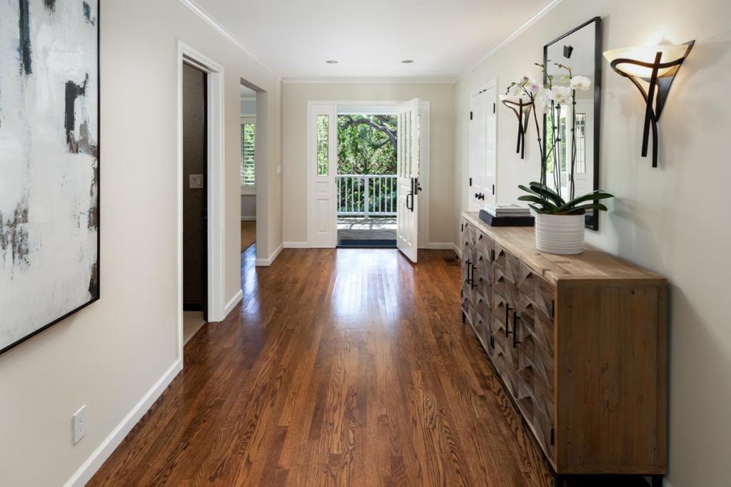 13801 Templeton Place