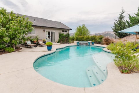 Photo of 44737 Sun Valley Drive, King City, CA 93930 (MLS # ML82059909)