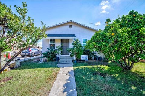 Photo of 20710 Raymond Ave, Torrance, CA 90502 (MLS # PW25231595)