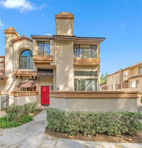 12 Deerpath Place, Phillips Ranch, CA 91766 - MLS#: CV26020769