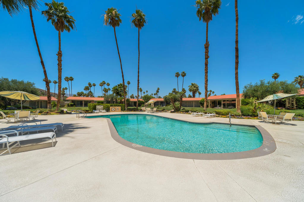 Indian Wells C.C. - Residential Lease