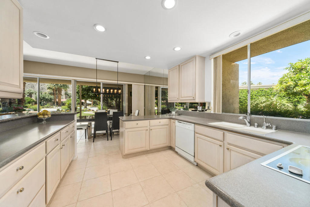 Indian Wells C.C. - Residential Lease
