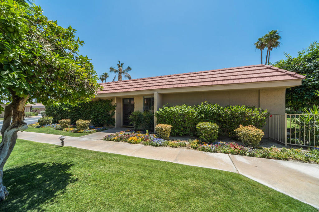 Indian Wells C.C. - Residential Lease
