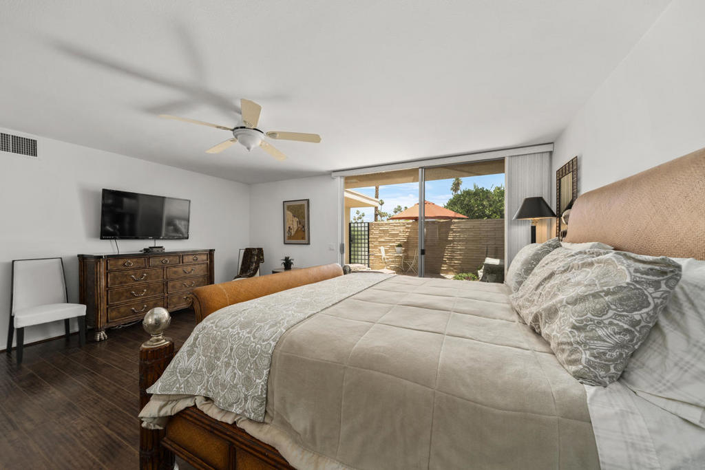 Indian Wells C.C. - Residential Lease