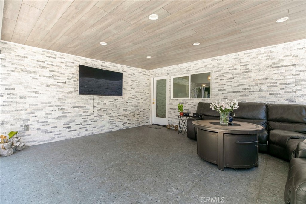 Happy Valley (HPVY) - Residential