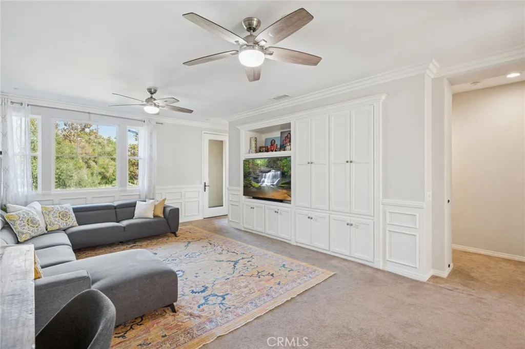 Aliso Viejo, California 92656, United States, 3 Bedrooms Bedrooms, ,4 BathroomsBathrooms,Residential,Active,244379