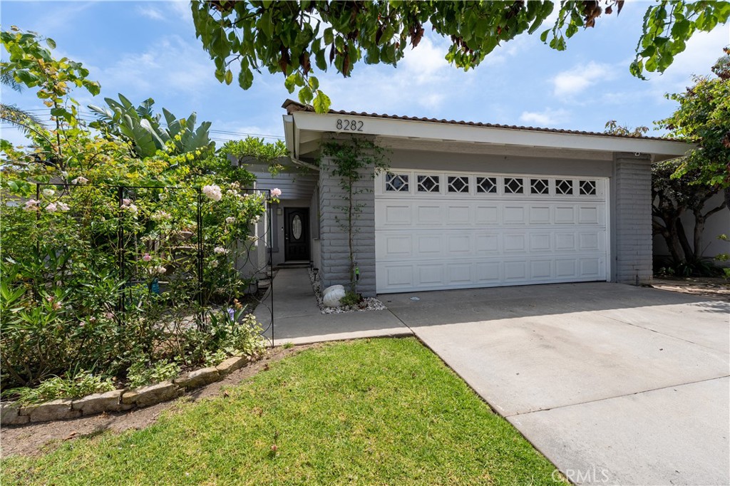 8282 Delfino Circle