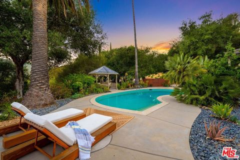 Photo of 24537 Dry Canyon Cold Creek Road, Calabasas, CA 91302 (MLS # 26639061)