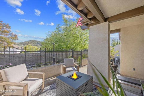 Tiny photo for 274 Via Antonio, Thousand Oaks, CA 91320 (MLS # 226004801)