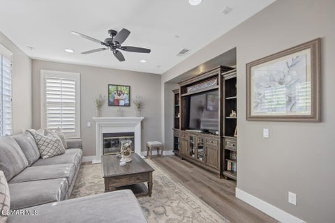 Tiny photo for 274 Via Antonio, Thousand Oaks, CA 91320 (MLS # 226004801)