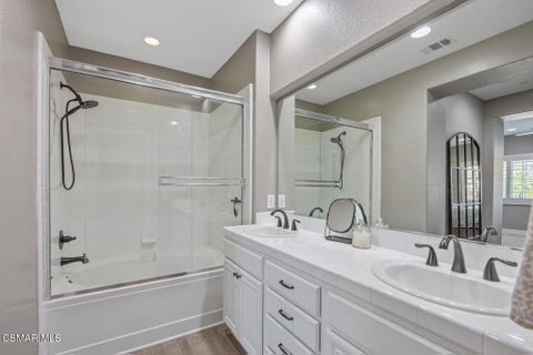 Tiny photo for 274 Via Antonio, Thousand Oaks, CA 91320 (MLS # 226004801)
