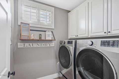 Tiny photo for 274 Via Antonio, Thousand Oaks, CA 91320 (MLS # 226004801)