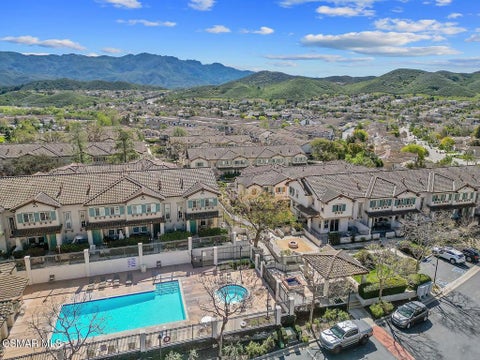 Tiny photo for 274 Via Antonio, Thousand Oaks, CA 91320 (MLS # 226004801)