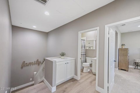 Tiny photo for 274 Via Antonio, Thousand Oaks, CA 91320 (MLS # 226004801)