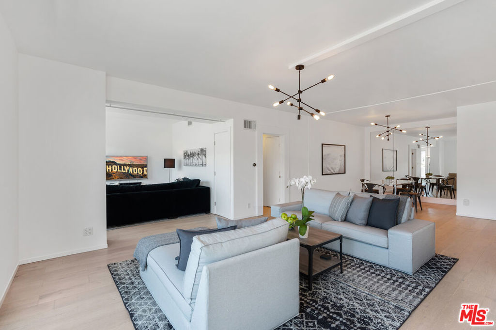 838 / Plaza Towers - Residential Lease