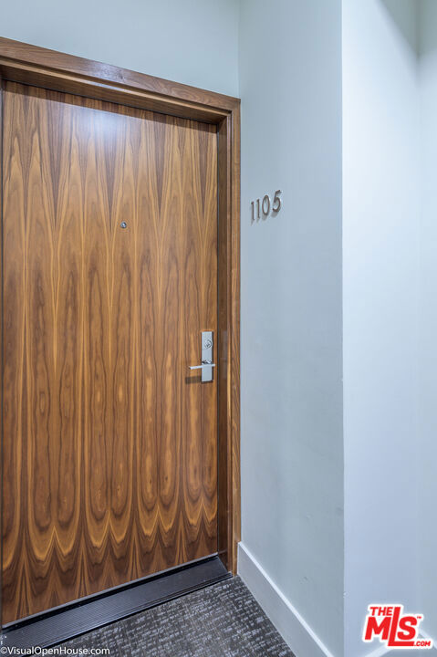 838 / Plaza Towers - Residential Lease