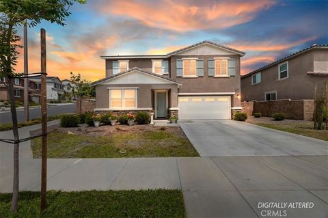 Photo of 11662 Starlily Court, Corona, CA 92883 (MLS # IG26082804)