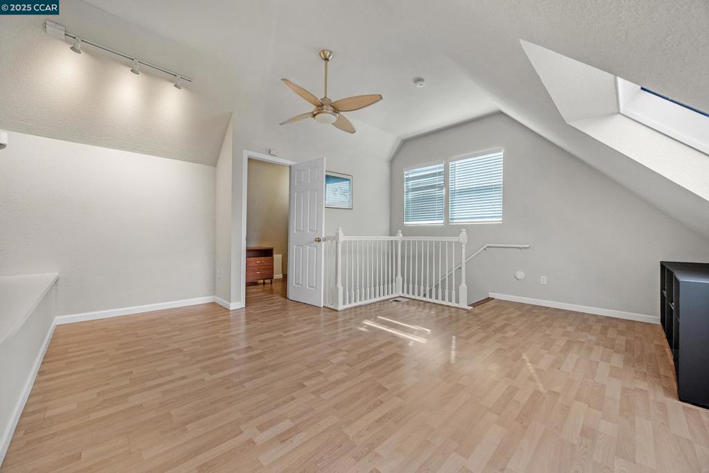 VILLAGE POINT - Residential