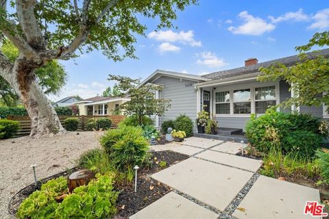 Photo of 5618 Saint Clair Avenue, Valley Village, CA 91607 (MLS # 25556741) Photo of 5618 Saint Clair Avenue, Valley Village, CA 91607 (MLS # 25556741)