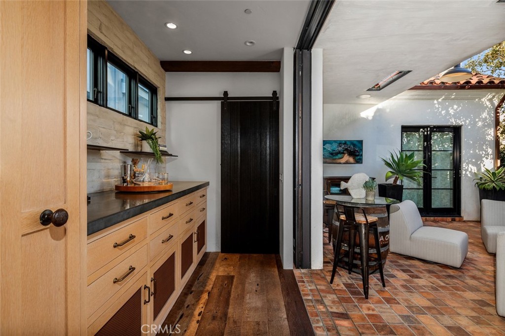 Corona del Mar North of PCH (CNHW) - Residential